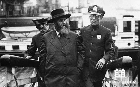 Frierdiker Rebbe is Arrested